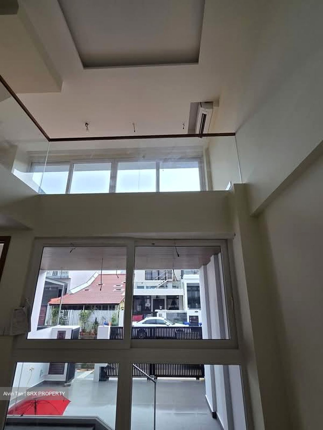 Opera Estate (D15), Terrace #599745461